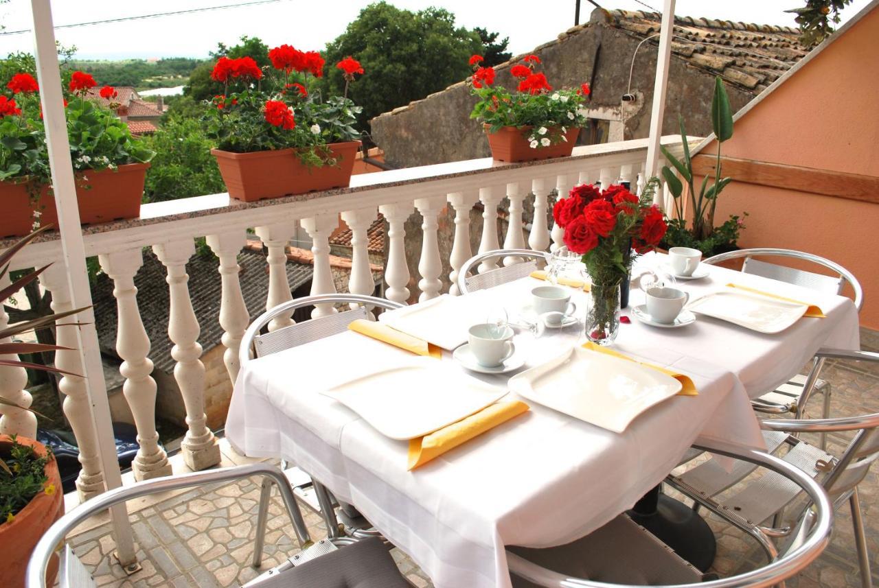 Apartments Maria Poreč Buitenkant foto